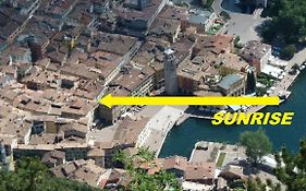 Appartamento Sunrise - Centro Storico N1